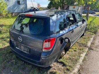 Rozpredám na diely Opel Astra H combi 1.7 CDTi Z17DTH