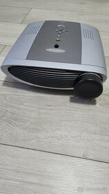 Infocus projektor - 1