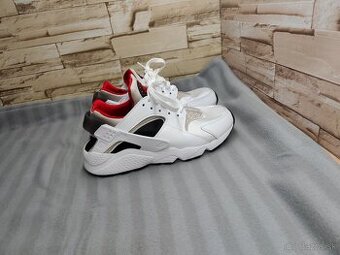 Nike Air 38,5 - dámske biele tenisky