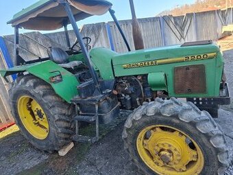 Predam traktor zetor 5340 v prevedeni john deere 2200