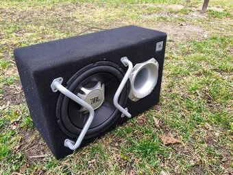 Subwofer + zosilnovac JBL + kapacitor