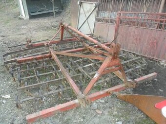 Kultivator aj s valcami