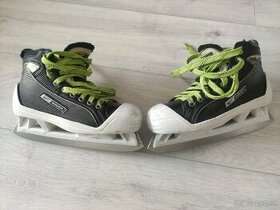 Predám brankárske hokejové korčule Nike Bauer veľ. Eur 36,5 - 1