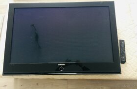 Predám Samsung tv+drziak na stenu