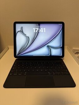 iPad Air M2 128GB + Apple Magic Keyboard