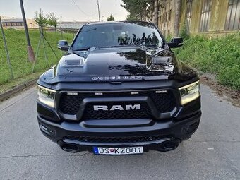 Dodge Ram Rebel 1500 v8 LPG