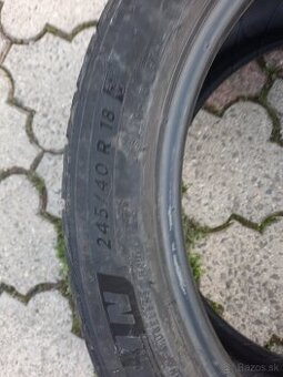 Michelin 245/40 R18