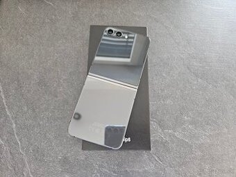 Samsung Galaxy Z Flip 5 5G 8GB/256GB, v záruke do 6/2026