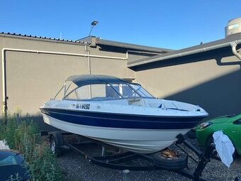 Motorový čln Bayliner 2005 3.0 mercruiser 101kw