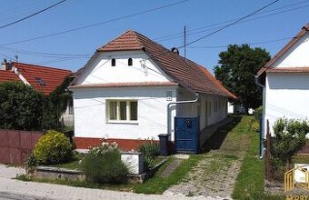 PREDÁME KRÁSNY VIDIECKY DOM PO REKONŠTRUKCII, HLBOKÉ, SENICA