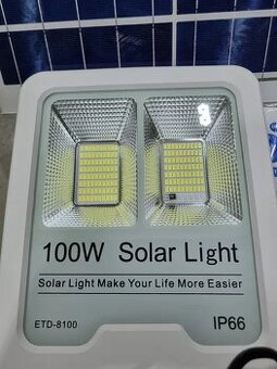 VÖGLER GmBh 100W neutrálna solárna lampa, súmrakový senzor