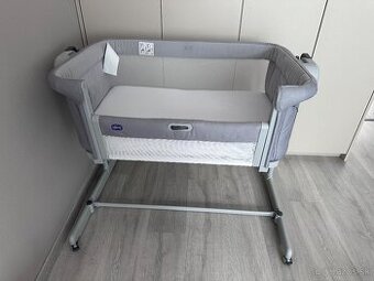 Postieľka Chicco Next2me Magic Evo