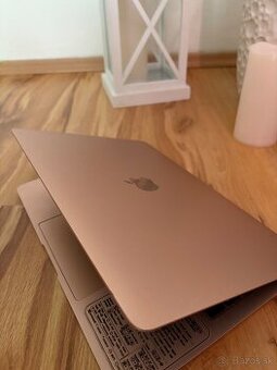 Predám MacBook Air 13(2019)