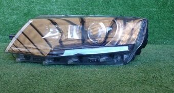 skoda octavia svetlo xenon 2012+