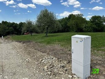 Ruskov - stavebný pozemok 697m2, Elektrina, Optický internet