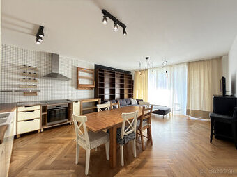 3 izbový, Nová Terasa, Parking