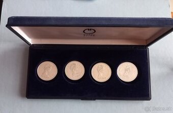 Predam strieborné mince v krabičke okrem FJ rezervovane