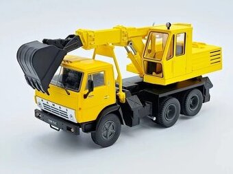 KAMAZ 5511 Bager EO 3532, Kultovní náklaďáky minulé éry