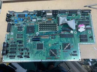 Atari STe 4160 - CA4003290-002 - základna doska