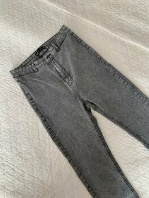 Nenosené šedé skinny jeans s vysokým pásom, veľkosť 38