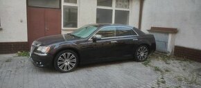 Chrysler - Lancia Thema 3.0D, V6, automat, 176 kW, Executive