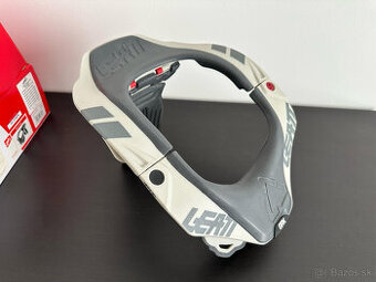Leatt Neck Brace Chranic krku 5.5