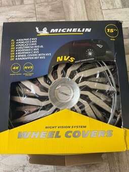 Puklice R15