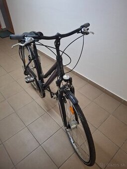 Damsky cestny bicykel