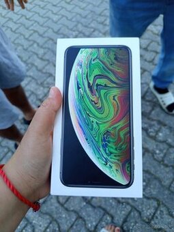Iphone xs max top stav