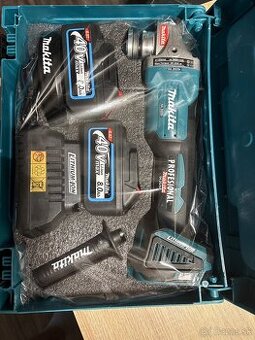 Uhlova bruska Makita LXT