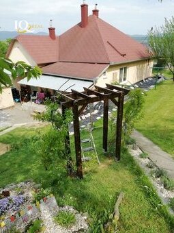 REZERVOVANÝ Kendice rodinný dom s krásnym pozemkom na preda - 1