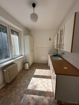 2 izb. byt, JAHODOVÁ ul.
