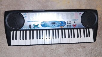 Predám klávesy Casio LK 40