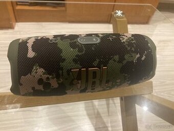 JBL charge5