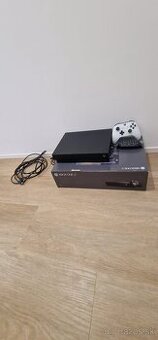 Predam XBOX ONE X 1TB ako novy