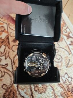 Hodinky DIESEL DZ7348