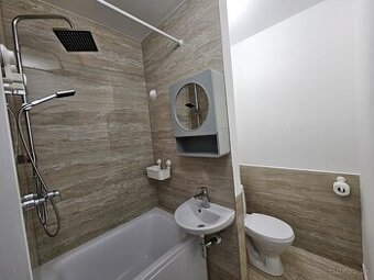 1-IZBOVY NOVO ZREKONSTRUOVANY BYT V ZILINE NA PRENAJOM - 1