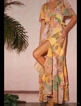 Nádherné žiarivé žlté šaty - 1