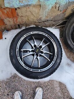 Elektróny 17 aj zo zimnými pneumatikami