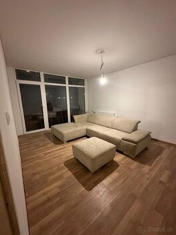 Kompletne zrekonštruovaný 2-izbový byt s balkónom, výťah - 1