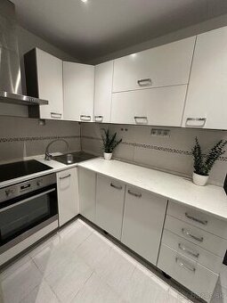 REZERVOVANY 2 izbový byt Žilina Vlčince na predaj