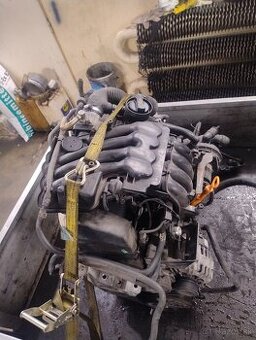 Predám motor 1.6mpi APF 74KW golf4