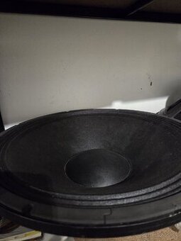 Reproduktory B&C 18ps76