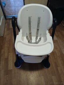 Jedalenska stolicku pre babatka