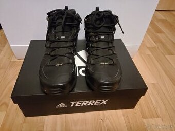 Pánske zimné outdoorové topánky ADIDAS Terrex č.44.5 - 58 €