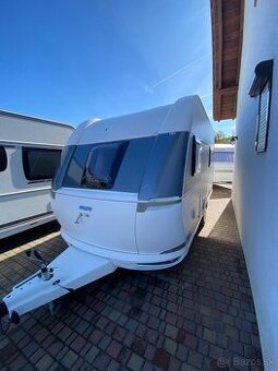 Obytny prives Hobby 440 - De luxe - 2017, predstan