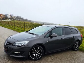 Opel Astra 1.4 16V 74KW/101 koní R.V. 05/2013