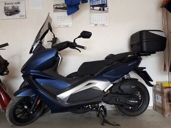 Predám skuter Longjia Easymax 125