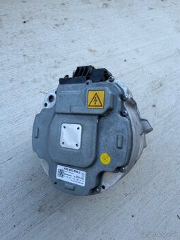 Alternátor Audi A7 (C8)