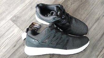 Nové tenisky sneakery veľ. 40